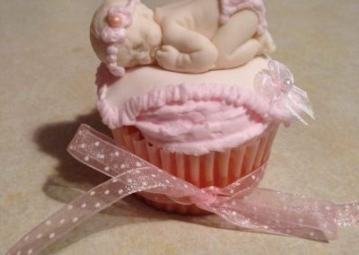 baby-shower-cupcake